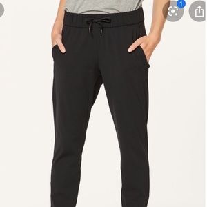 Lululemon On the Fly pants